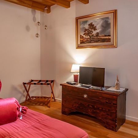 Erto B&B Il Gufo מראה חיצוני תמונה