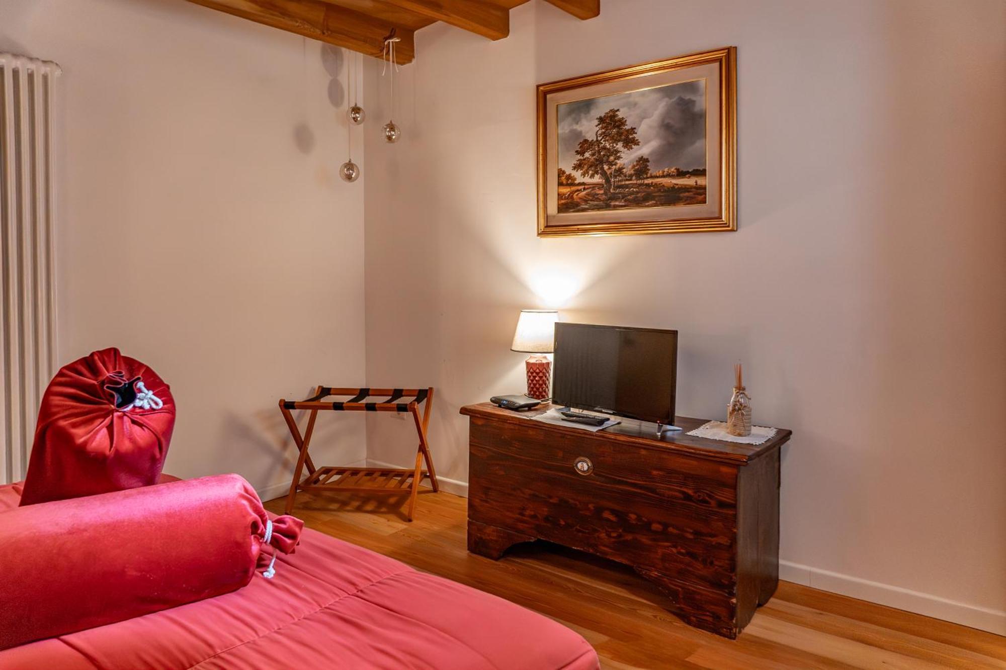 Erto B&B Il Gufo מראה חיצוני תמונה